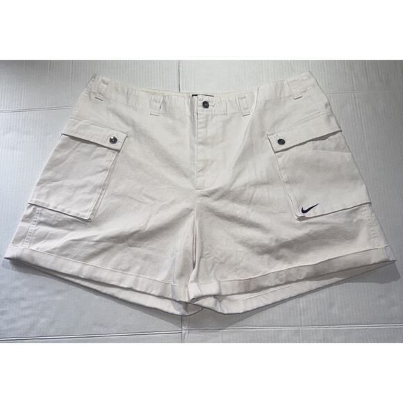 Nike Life Woven White Cargo Shorts Men's Size 40 Swoosh Nike Logo. Big Pockets - Picture 1 of 12